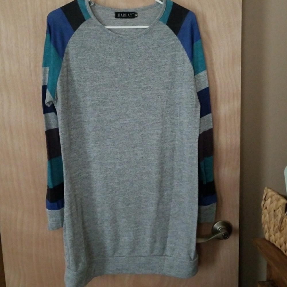 Long sweatshirt